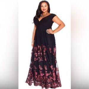 🖤🖤🖤 IGIGI LAKSHMI SEQUIN GOWN🖤🖤🖤
GORGEOUSNESS, PRE-LOVED, WORN ONCE
GREAT PRICE